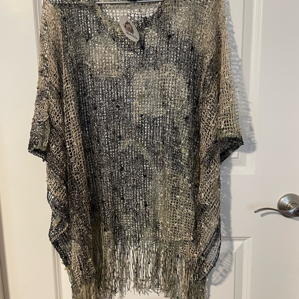 Fringed Knit crochet top
Origami